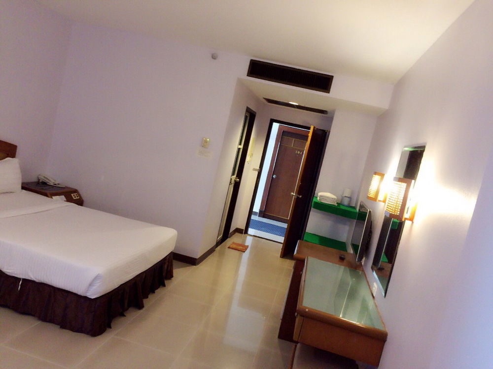 Chudchada Place Hat Yai Zewnętrze zdjęcie